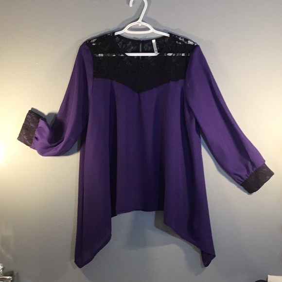 LUCKY Tops - 🖤🖤BEST OF TOPS 11/4/19–LUCKY Blouse🖤🖤